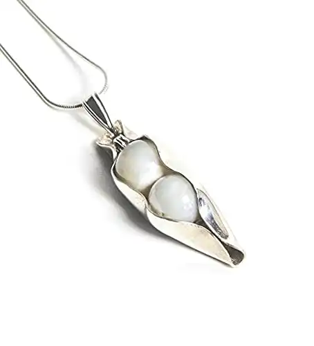 Two Peas In A Pod Pearl Necklace
