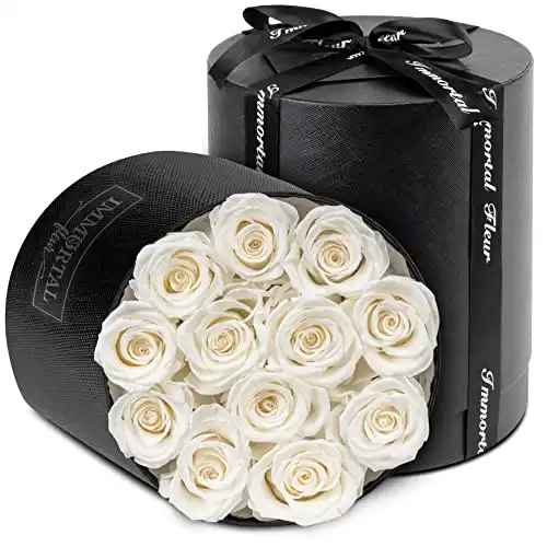 Immortal Fleur 12 White Preserved Roses In A Box